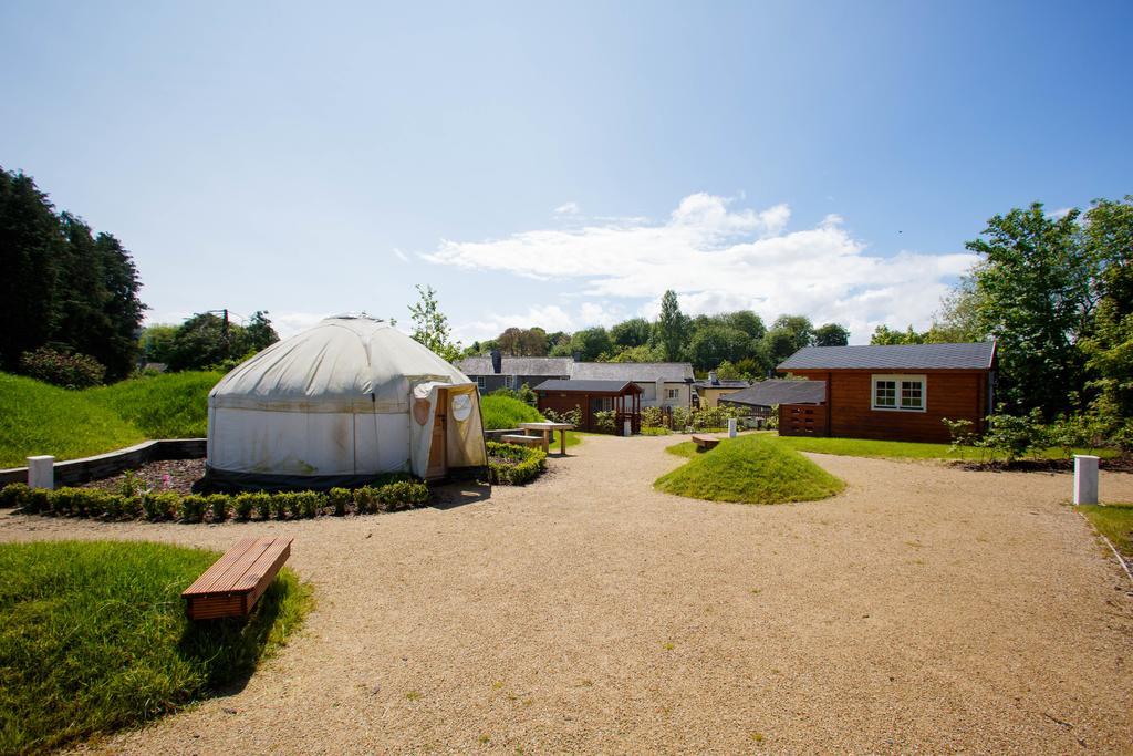 Giltraps Townhouse & Glamping Hotell Kinnitty Eksteriør bilde