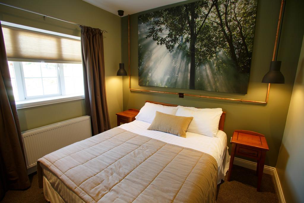 Giltraps Townhouse & Glamping Hotell Kinnitty Eksteriør bilde